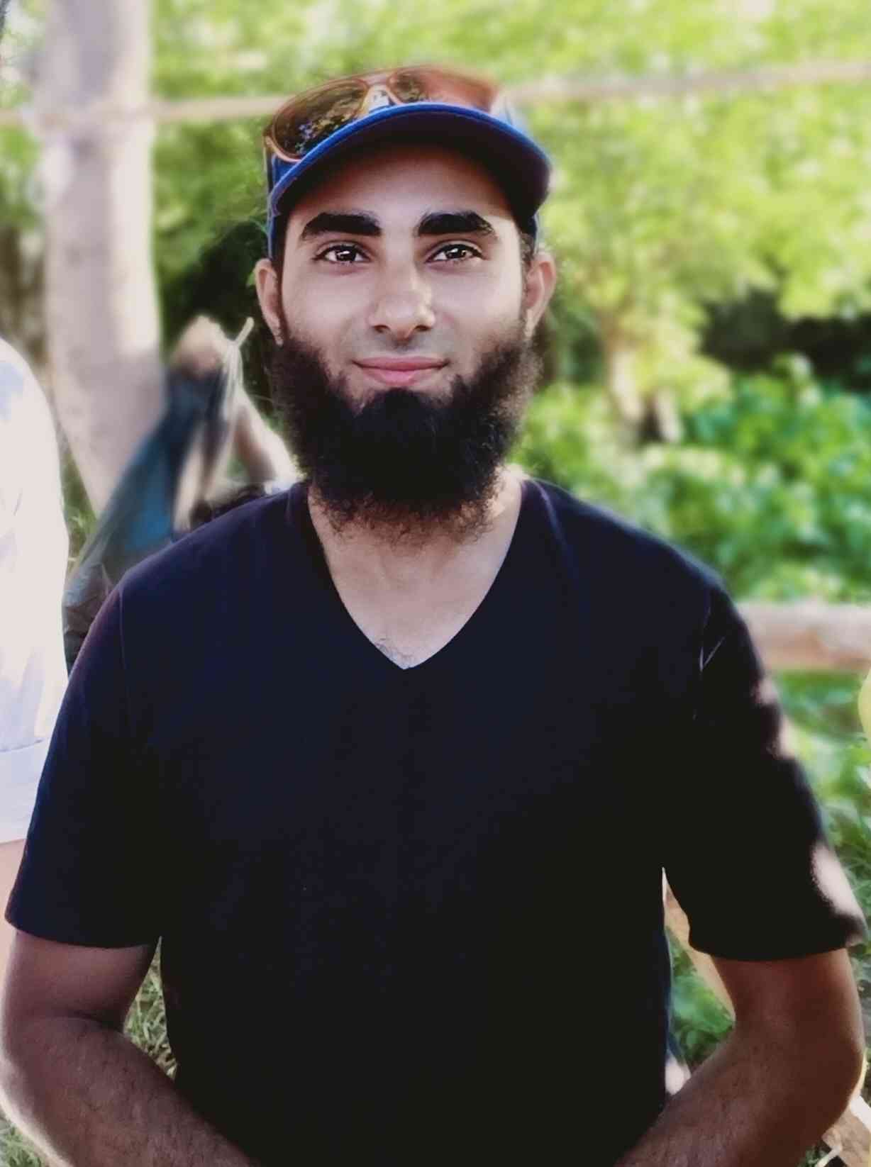 علاء الزاهى
